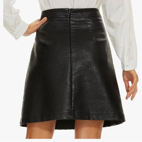 NWT Ginasy faux leather mini skirt wrap , high waisted, A line - Picture 2 of 12